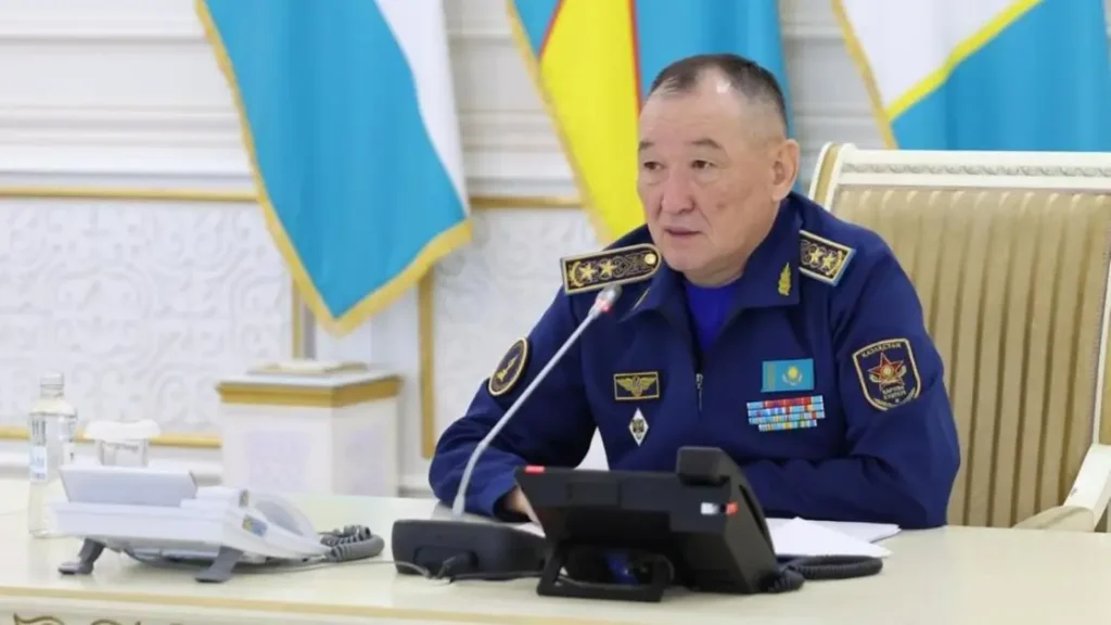 Токаев снял Даурена Косанова с должности министра обороны после трагедии на Каспии